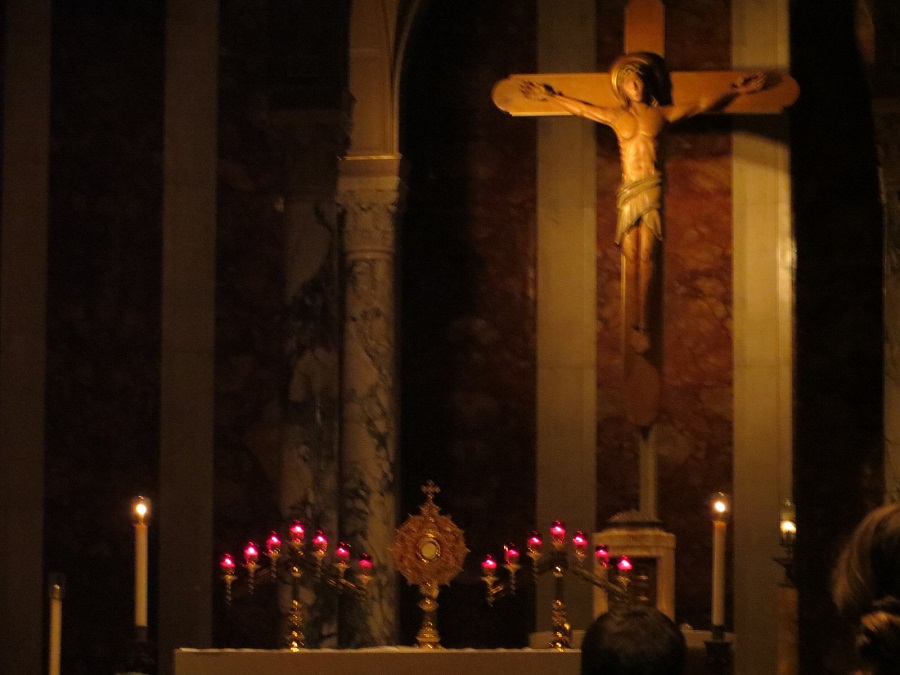 light_from_the_candles