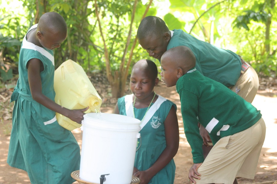Adding water for filtration