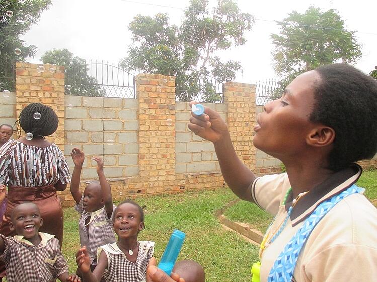 Children_Bubbles Children_Bubbles