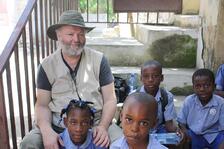 Chris_with_Haitian_kids_05-31-13