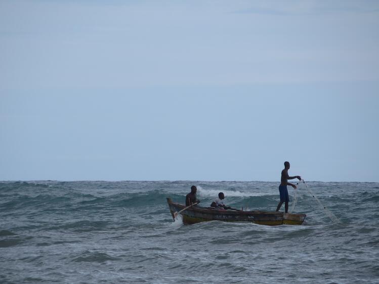 Fisherman_on_the_sea